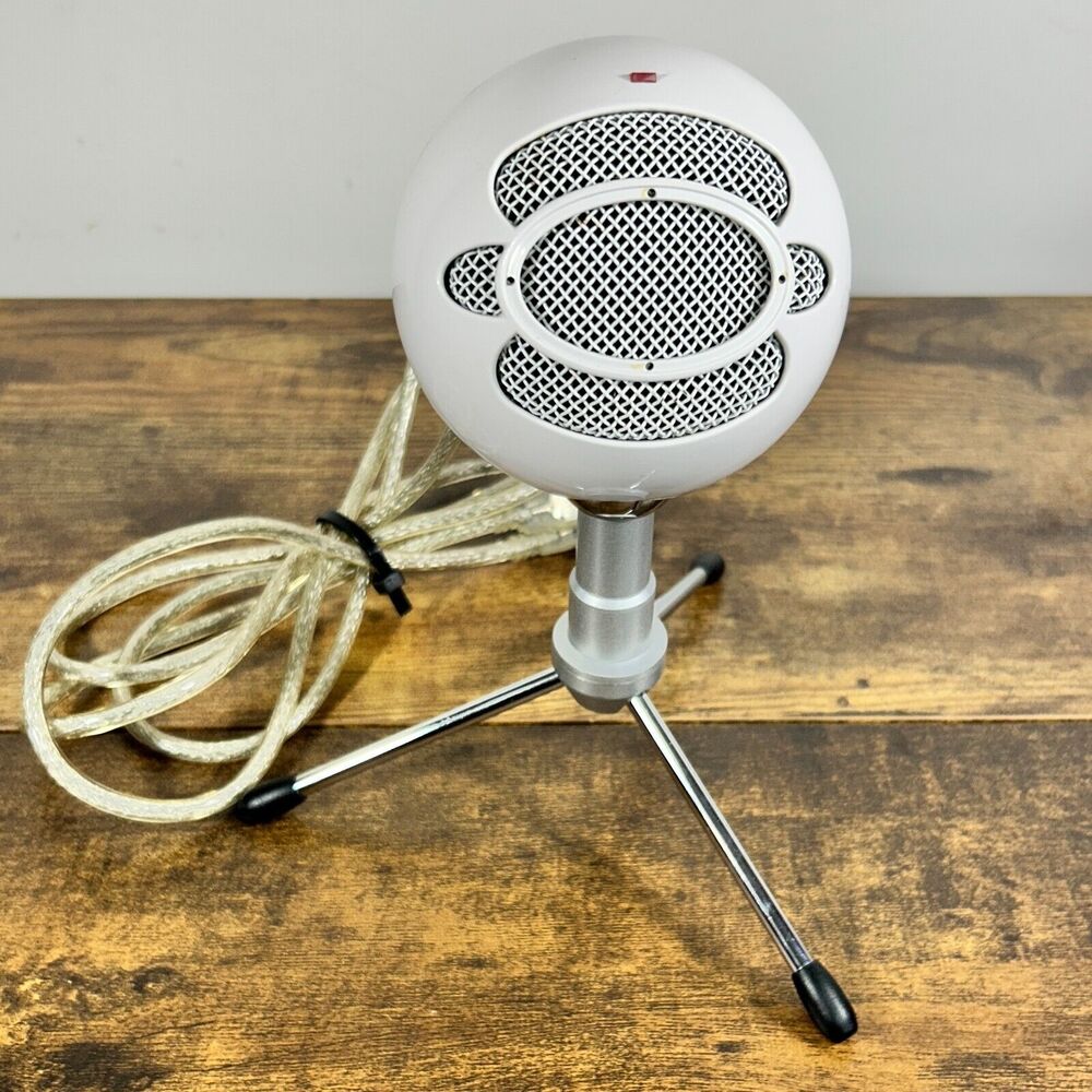 LOGITECH WHITE BLUE SNOWBALL ICE PLUG AND PLAY USB MICROPHONE